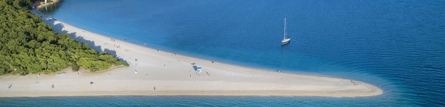 Discover Zlatni Rat, most famous beach in Croatia